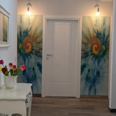 Appartamento Con Tre Stanze Da Letto Венеция Екстериор снимка