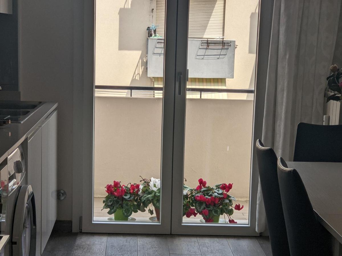 Appartamento Con Tre Stanze Da Letto Венеция Екстериор снимка